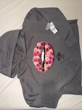 Hard Rock Cafe Gray Hoodie with Pink Floral Lips Graphic
